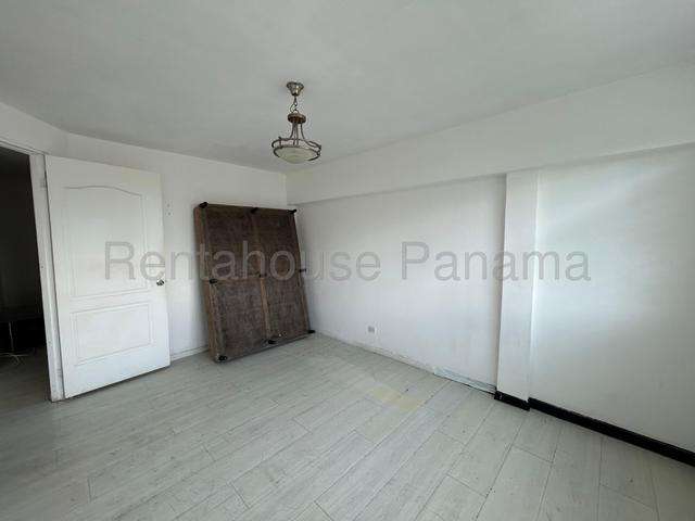 Amplio apartamento de 4 recámaras en Calle 50, San Francisco, con balcón y cerca del tráfico - Imagen 9