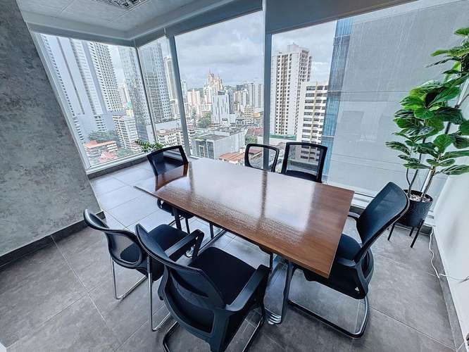 Venta de Oficina en PH Sortis Business Tower – Obarrio - Imagen 2