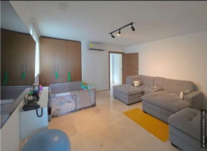 Alquiler de hermoso Apartamento semi-amoblado PH Parklane CDE - Imagen 5