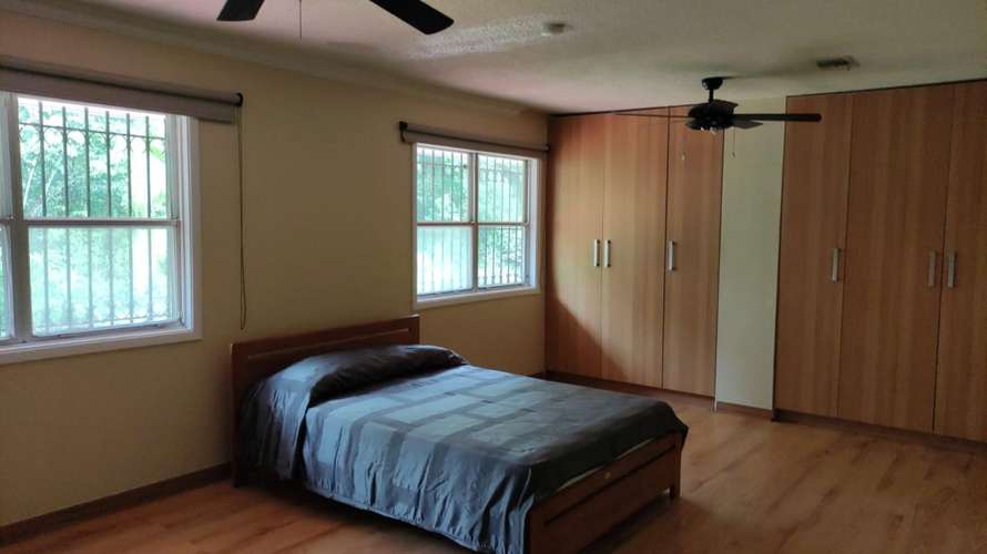 ALQUILER DE CASA EN CLAYTON