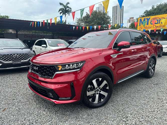 Kia Sorento 2023 | 7 Pasajeros | 21,000 km | Garantía y Mantenimiento de Agencia