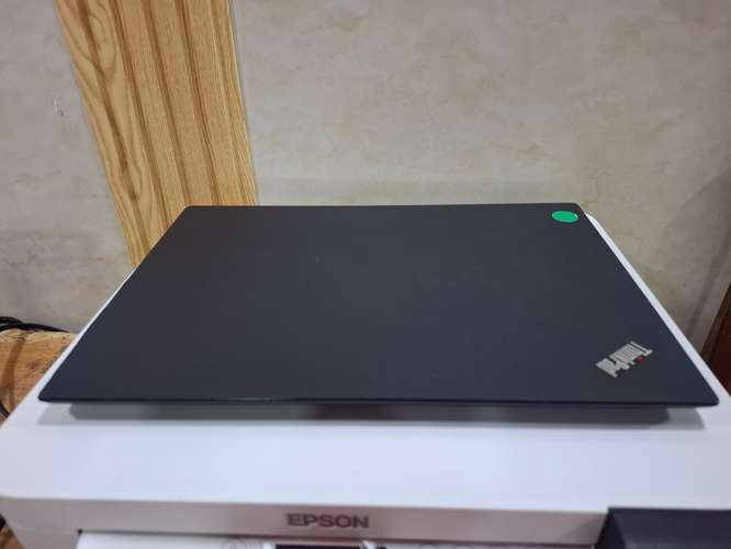 Laptop Lenovo T470s (negociable) 