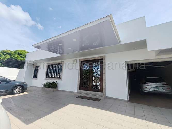 Venta de Casa en Rio Abajo – Casa Villa Rica