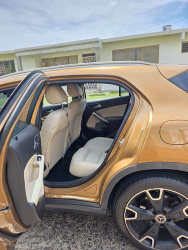 Mercedez Benz GLA 200 SPORT 2018 Automatico Buenas Condiciones 1 SOLO DUEÑO PRECIO 10,500 NEGOCIABLE
