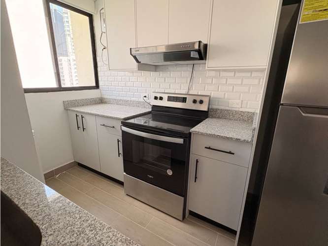 ALQUILER APARTAMENTO 1 REC REMODELADO AMOBLADO – MARBELLA ROYAL CENTER - Imagen 9