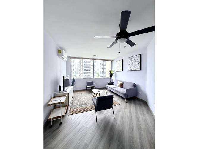 Alquilo lindo apartamento en PH Excelsior