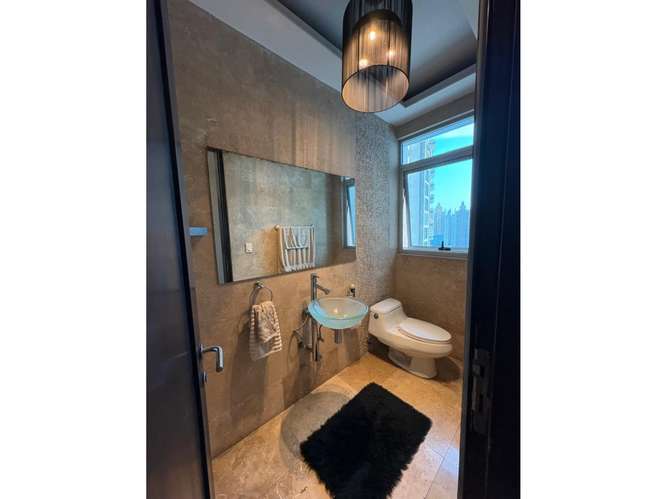 Alquilo apartamento amoblado en Q Tower - Imagen 6