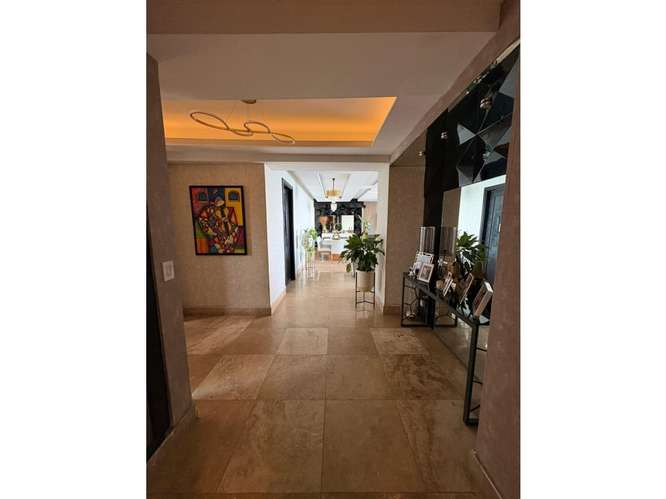 Alquilo apartamento amoblado en Q Tower - Imagen 4