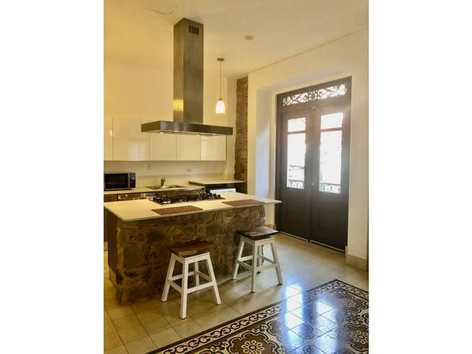SE ALQUILA CASA NEUMAN CASCO VIEJO - Imagen 6