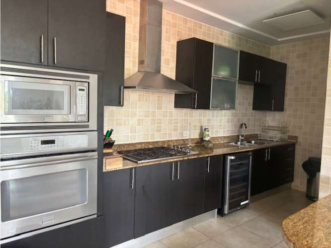 ALQUILO APARTAMENTO PH AMADOR HEIGHTS AMOBLADO - Imagen 6