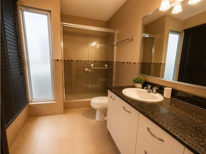 ALQUILER DE APARTAMENTO AMOBLADO EN AVENIDA BALBOA - Imagen 6