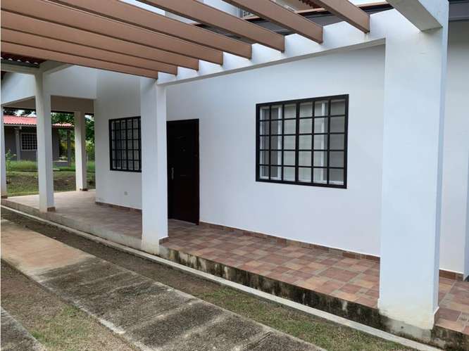 ALQUILO CASA AMUEBLADA EN  PLAYA GRANDE LAS UVAS DE SAN CARLOS