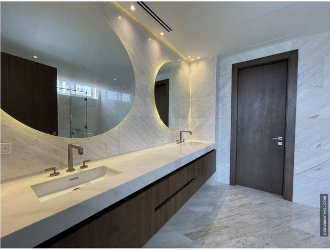 PH The Towers - Paitilla - Vista Al Mar - Linea Blanca — Apartamento en Alquiler - Imagen 12