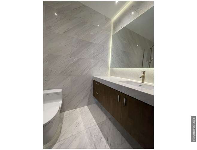 PH The Towers - Paitilla - Vista Al Mar - Linea Blanca — Apartamento en Alquiler - Imagen 9