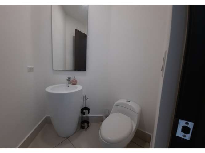 ALQUILER APARTAMENTO AMOBLADO PH CASTELLAMMARE - Imagen 10