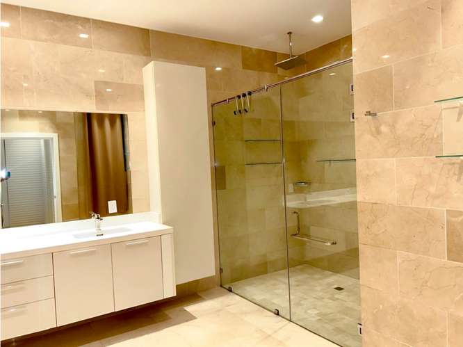 Alquiler en Ocean Reef Island apartamento amoblado - Imagen 10