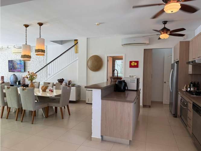 En Alquiler Hermosa Casa de playa en P.H. Bijao Beach Club - Imagen 3