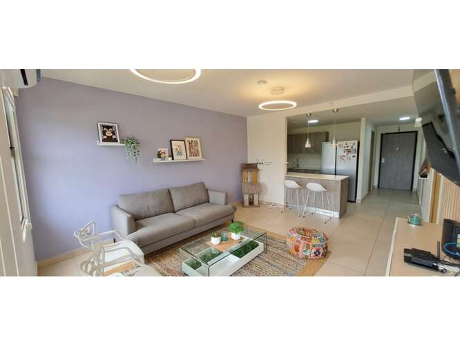 Alquiler de bello apartamento Amoblado en Parterre, Panamá Pacífico