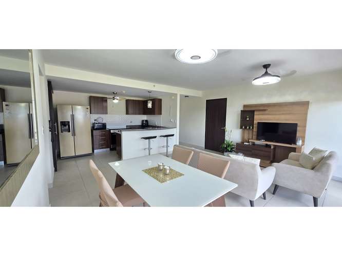 Apartamento Amoblado en Midrise - Woodlands, Panamá Pacífico - Imagen 4