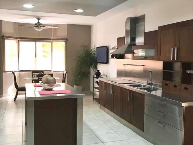 Alquiler de casa en Clayton Village, Clayton - Imagen 5
