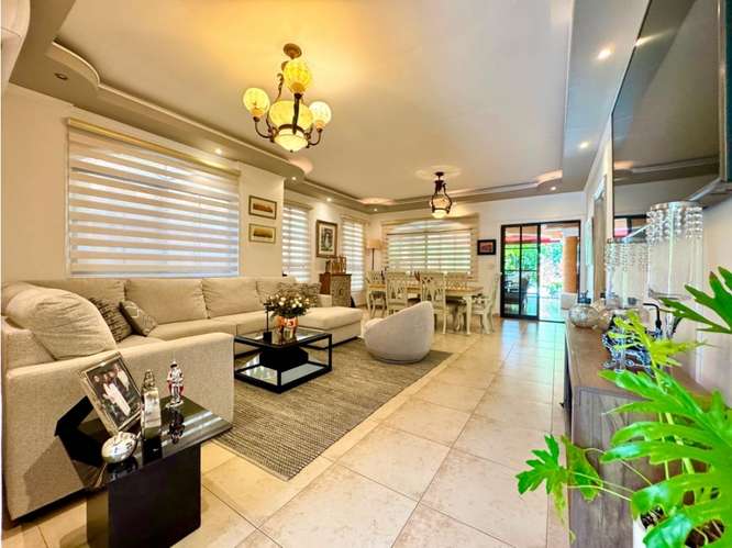 Alquiler de Casa en Clayton Village, Clayton - Imagen 6