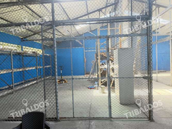 Alquiler de Bodega con oficinas en Juan Díaz
