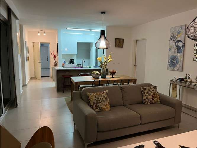 Alquiler de apartamento en Bijao, Ph  Quarry Heights