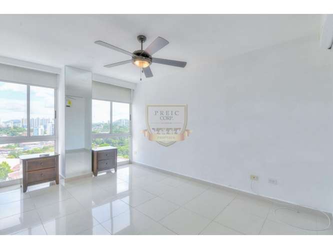 Vendo bello apartamento Ph Sky Level 160.000$ - Imagen 12