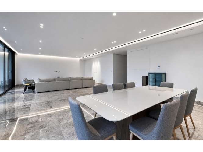 Empire Residences