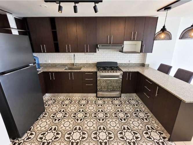 APARTAMENTO EN VENTA PLAZA EDISON - Imagen 3