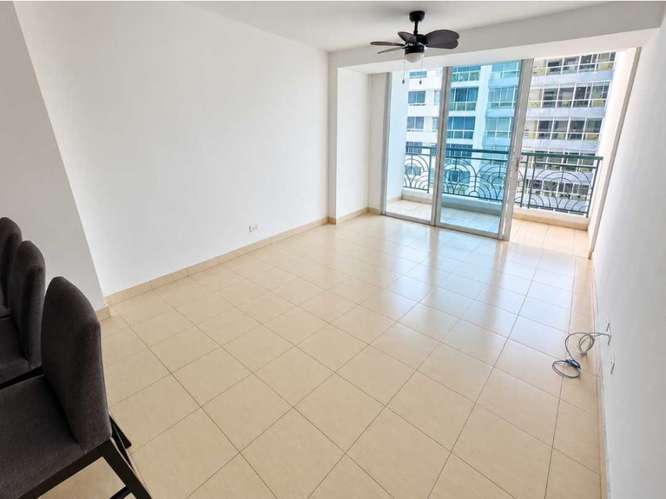 APARTAMENTO EN VENTA PLAZA EDISON - Imagen 1