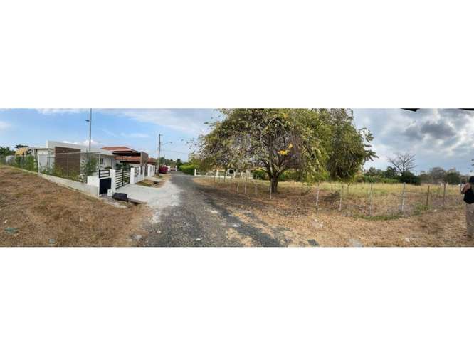 SE VENDE TERRENO 1412M EN CORONADO  PLANO EN ESQUINA CON POSO DE AGUA - Imagen 12