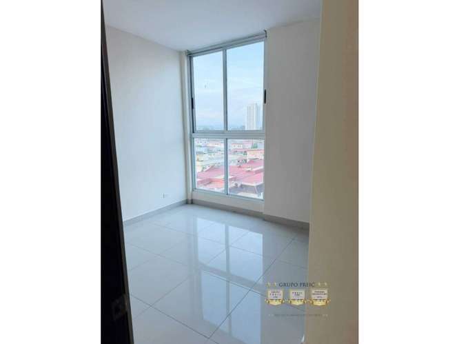 Alquilo apartamento linea blanca | PH San Roque | Via España | D.D