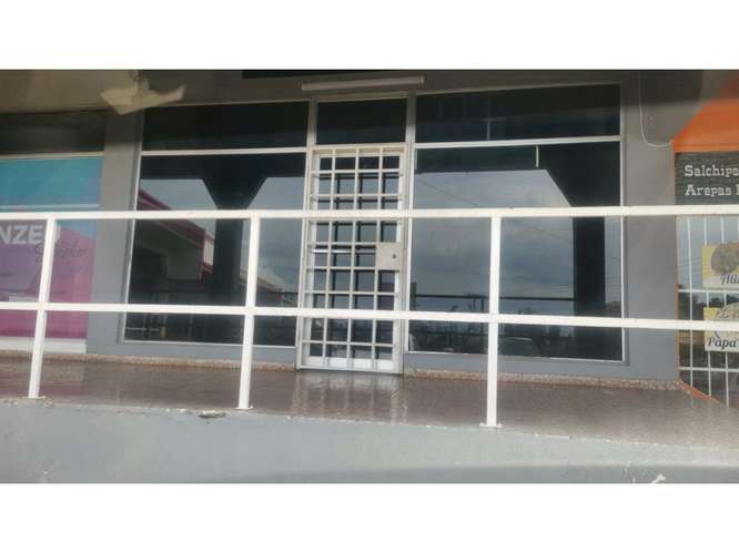 LOCAL VILLA LUCRE / CENTRO COMERCIAL PUNTA FRESCA / 55M / DEPOSITO JC - Imagen 2