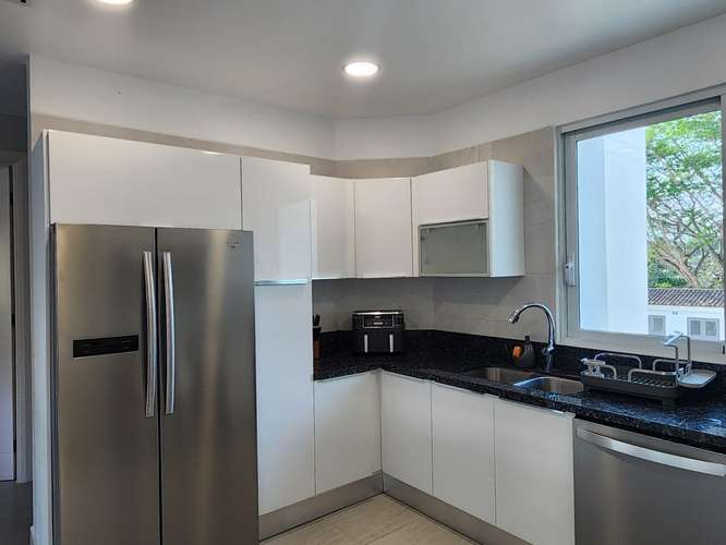 Apartamento de 3 Habitaciones y 287 m² en Punta Barco - Imagen 5