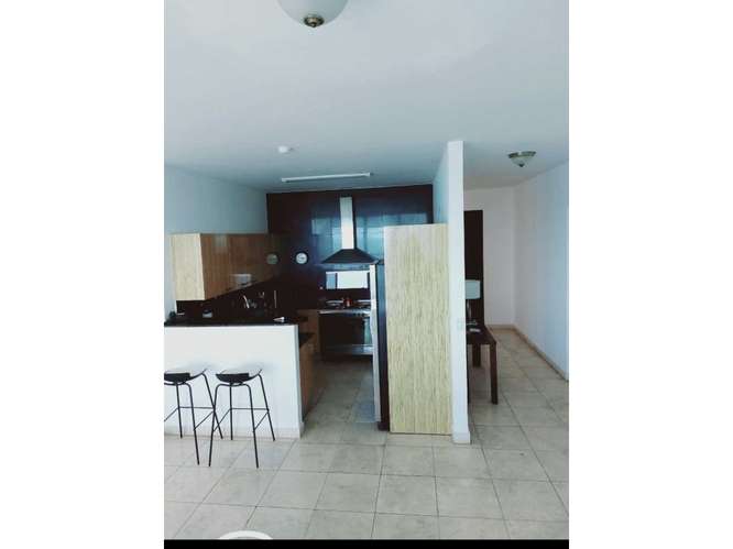 APARTAMENTO FRENTE AL MAR - AVENIDA BALBOA - PH SKY RESIDENCES - Imagen 2
