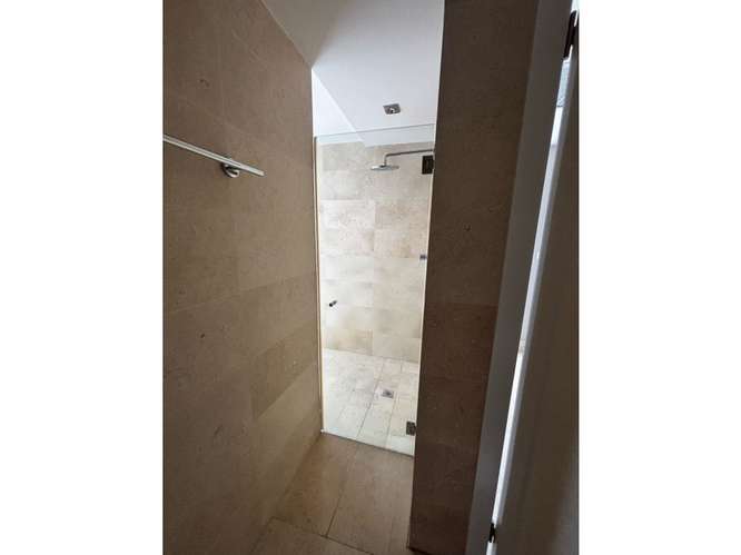 Alquilo bello apartamento Yoo Panamá 2000$ - Imagen 9