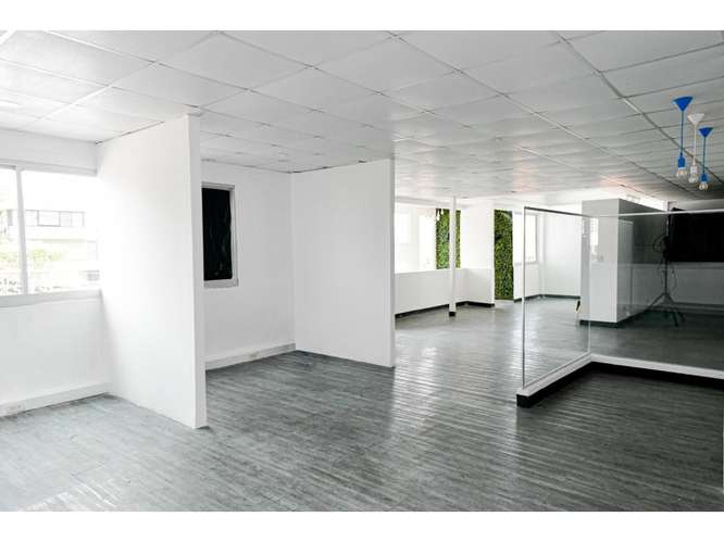 SE ALQUILA AMPLIO EDIFICIO COMERCIAL BETHANIA 1,000 M2 4 PISOS