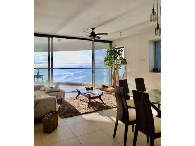  ¡EXCLUSIVO APARTAMENTO EN ALQUILER CON VISTA AL MAR!