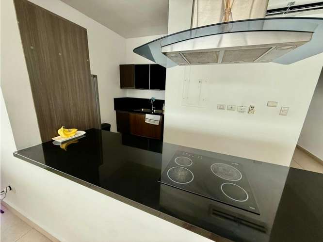  ¡EXCLUSIVO APARTAMENTO EN ALQUILER CON VISTA AL MAR! - Imagen 4