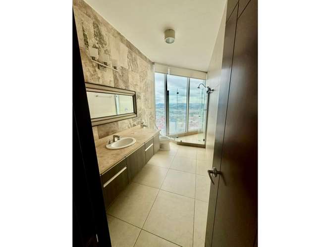  ¡EXCLUSIVO APARTAMENTO EN ALQUILER CON VISTA AL MAR! - Imagen 9