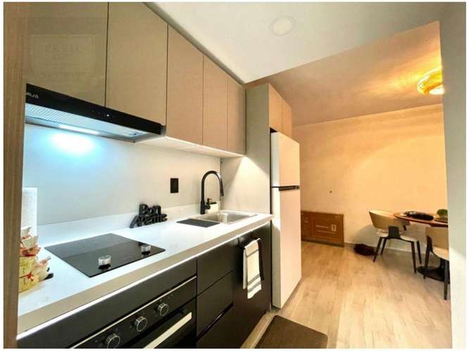 SE ALQUILA APARTAMENTO AMOBLADO EN PH ALEXA - Imagen 9