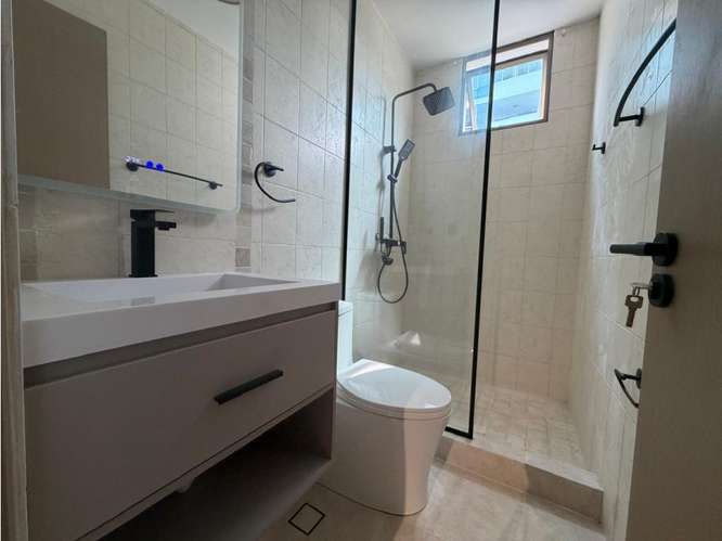 SE ALQUILA APARTAENTO REMODELADO EN SAN FRANCISCO - Imagen 12