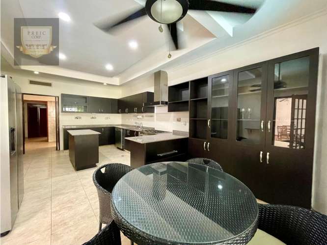 ALQUILER DE AMPLIA CASA CON PISCINA, ALBROOK (MC) - Imagen 17