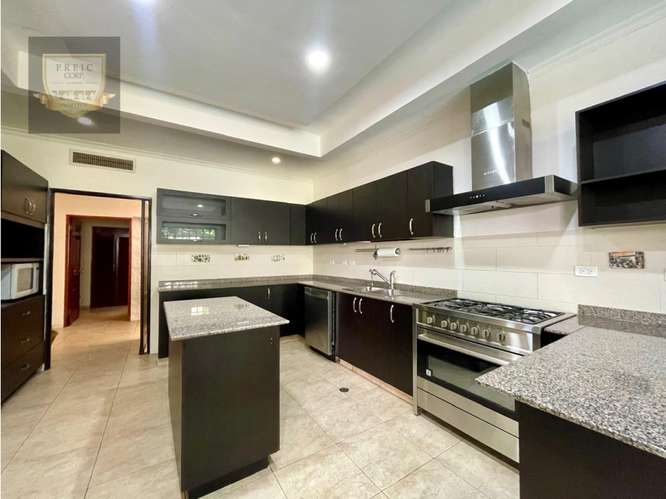 ALQUILER DE AMPLIA CASA CON PISCINA, ALBROOK (MC) - Imagen 18