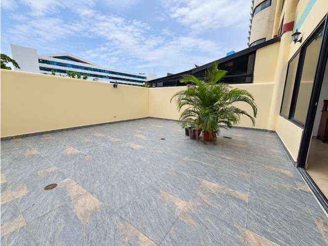 Apartamento amoblado con terraza privada alquiler – PH Buganvilla - Imagen 10