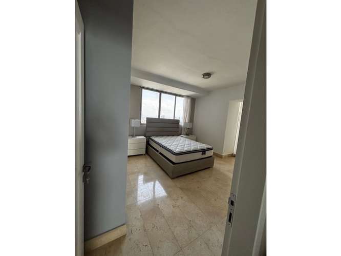 Alquilo bello apartamento en Yoo Panamá 2600$ - Imagen 18