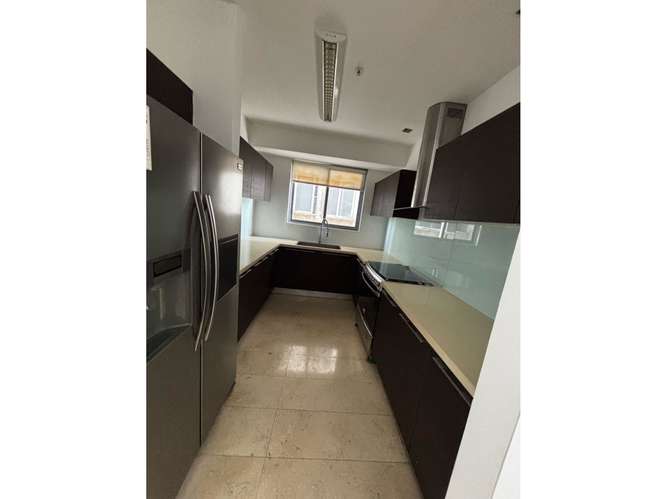 Alquilo bello apartamento en Yoo Panamá 2600$ - Imagen 17