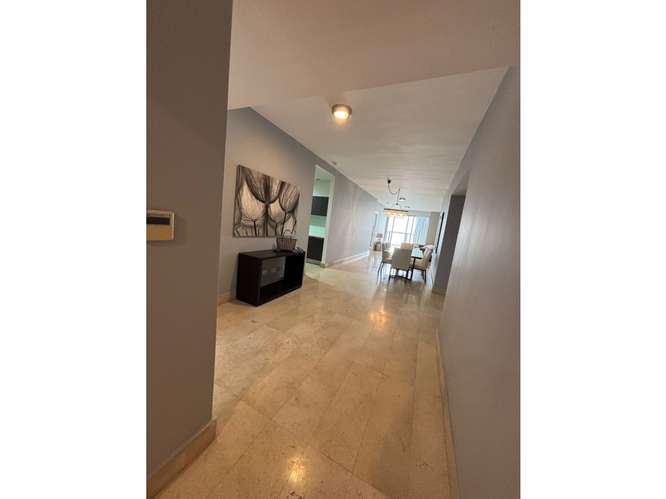 Alquilo bello apartamento en Yoo Panamá 2600$ - Imagen 2