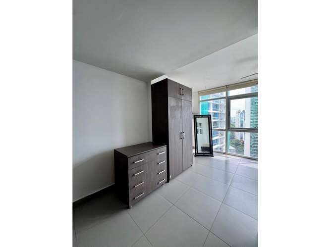 Alquiler de apartamento Amoblado Ph Colores de Bella Vista LH - Imagen 4
